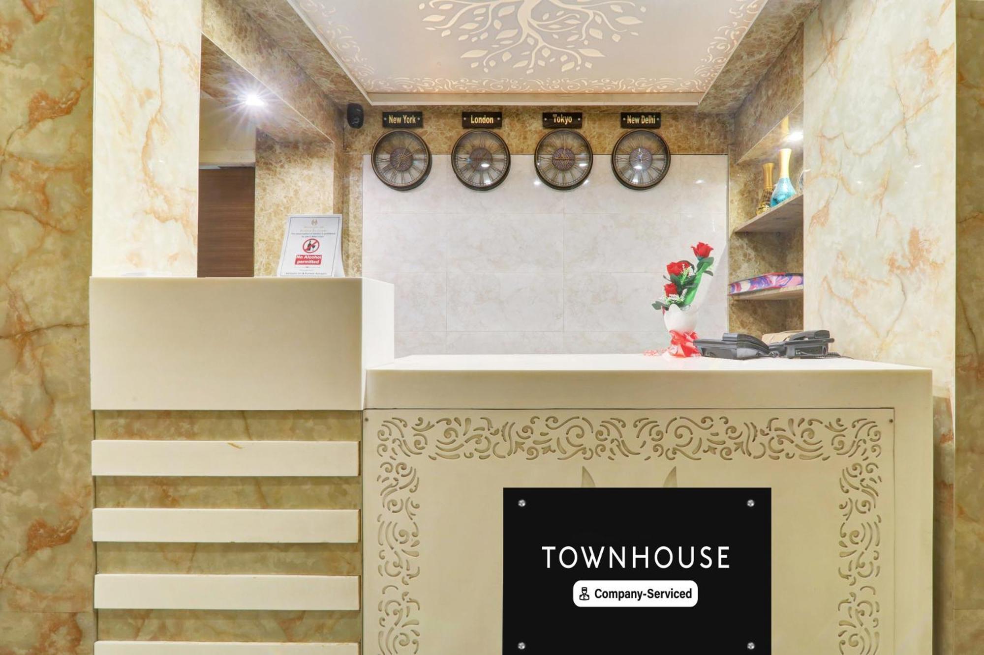 Super Townhouse Kankarbagh Formerly Kunwar Alcajars Patna  Exterior foto